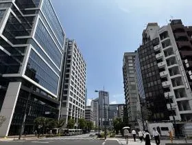 新虎通りCOREの外観
