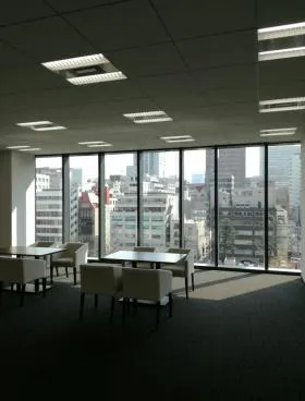 PMO西新橋の外観