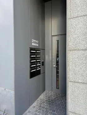 PMO西新橋の外観