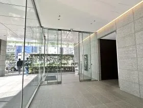 PMO西新橋の外観