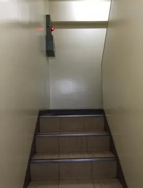 山本(旧:快生堂)ビルの外観