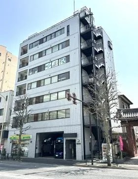 さくらビルの外観