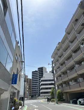アオヤギビルの外観