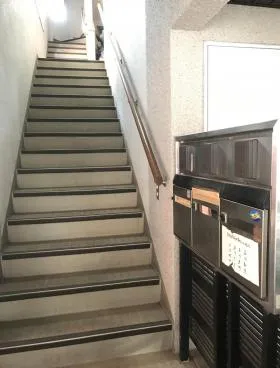 イシクラビルの外観