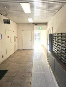 オレンジコートショッピングセンタービルの外観