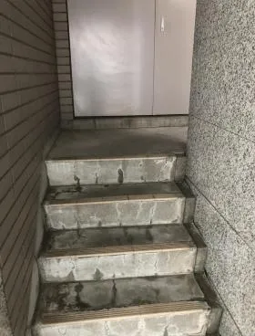 豊前屋ビルの外観
