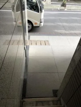 豊前屋ビルの外観