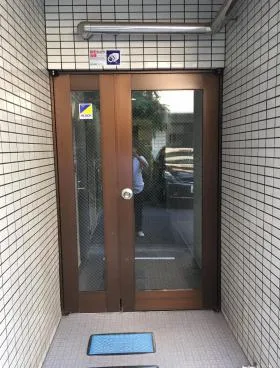 朝日プラザ北新宿の外観