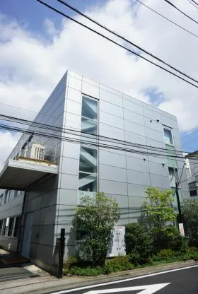 ヤマキ電気本社ビルの外観