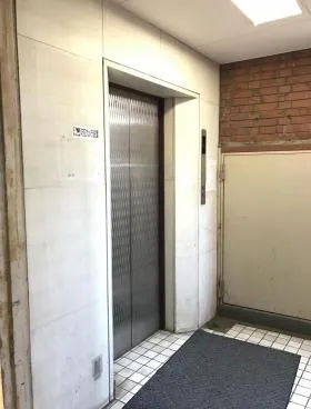六本木エーワンビルの外観