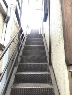 栗原ビルの外観