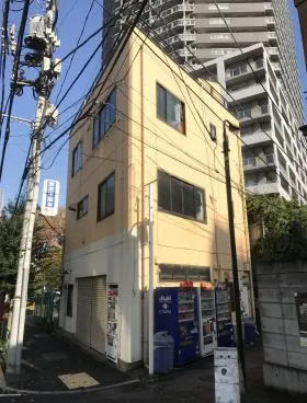 石橋ビルの外観