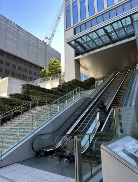 日本生命浜松町クレアタワー(ニッセイ浜松町クレアタワー)の外観