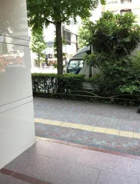 芝浜ビルの外観