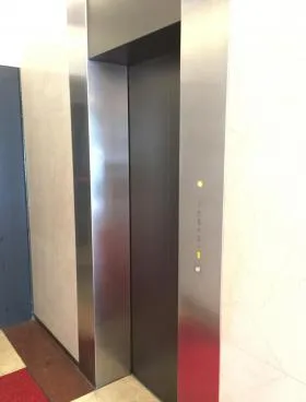 銀座カリオカビルの外観