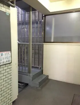 関口ビルの外観