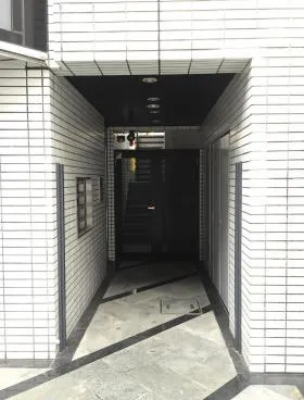 MHビルの外観