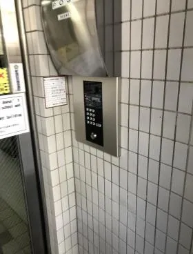 MIビルの外観