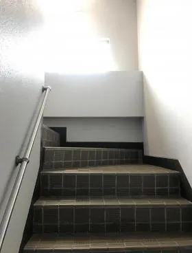 Sビルの外観