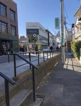 ティスモ原宿の外観