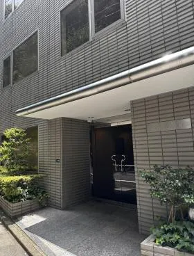 ノヴレスMビルの外観