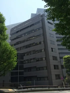 近鉄霞が関ビルの外観