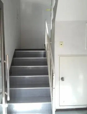 三橋ビルの外観