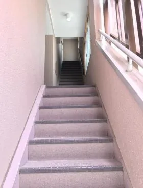 国見ビルの外観