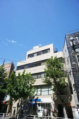豊田ビルの外観