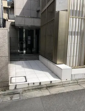 CALLET原宿ビルの外観
