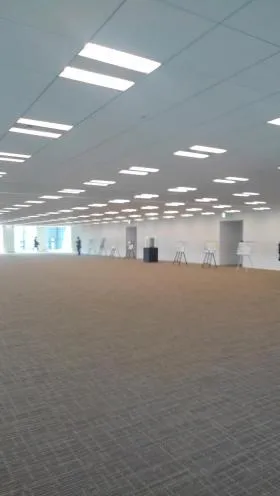 日鐵日本橋ビルの外観