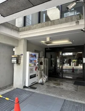 神宮前中澤ビルの外観
