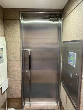 ヒューリック飯田橋ビルの外観