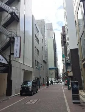 ヒューリック銀座一丁目ガス灯通りの外観