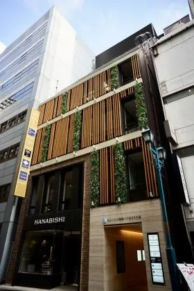 ヒューリック銀座一丁目ガス灯通りの外観