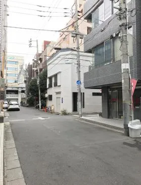 YOKOOビルの外観