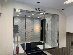 アクロスビルの外観