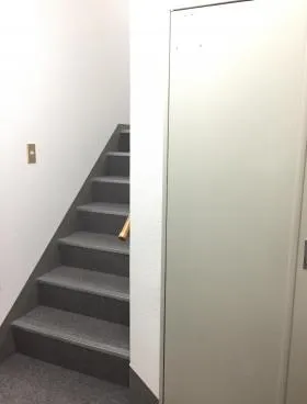 升本ビルの外観