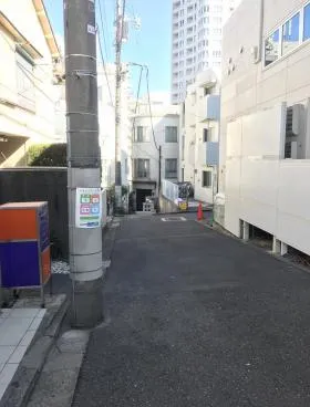 ドム南青山ビルの外観