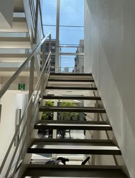 原宿OMビルの外観