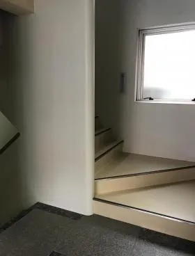 伊勢光ビルの外観