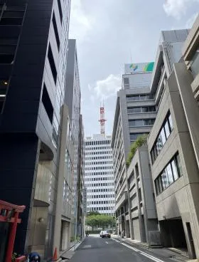 八重洲KNビルの外観