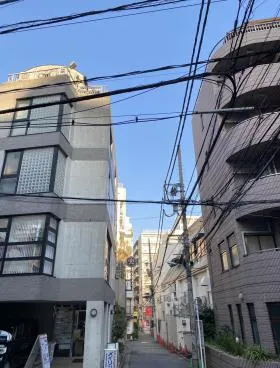 ブッラサム西ビルの外観