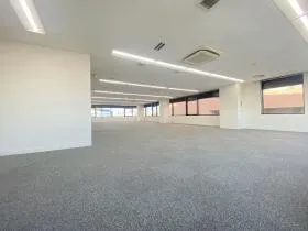 エクシズビルの外観