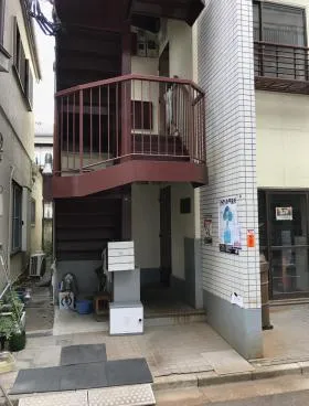 荻原ビルの外観