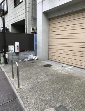 鶴牧ビルの外観