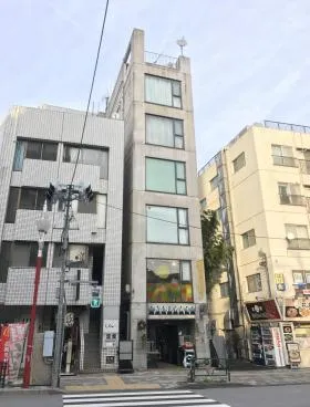 いせかねビルの外観