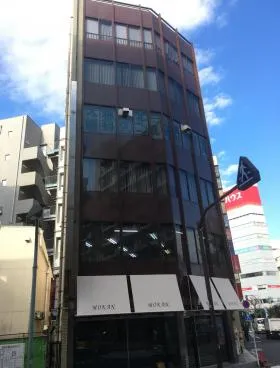 アトラスビルの外観
