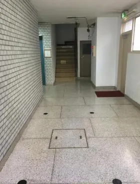 アトラスビルの外観
