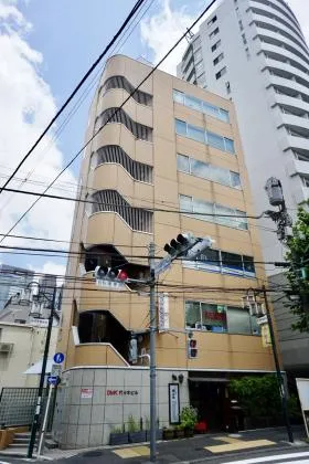 DMK代々木ビルの外観